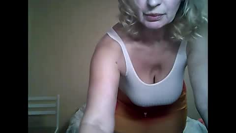 Snapshot of sexybabyforyou chatting on 01/05/25, 02:38 sexybabyforyou online show from 01/05/25, 02:38