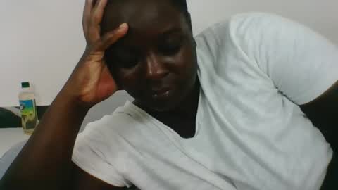 Snapshot of sexyblackgal10 chatting on 09/12/25, 06:02 sexyblackgal10 online show from 09/12/25, 06:02