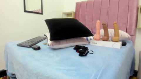 Snapshot of sexybrown_2005 chatting on 01/23/25, 11:58 sexybrown_2005 online show from 01/23/25, 11:58