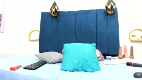 Snapshot of sexybrown_2005 chatting on 02/17/25, 12:32 sexybrown_2005 online show from 02/17/25, 12:32