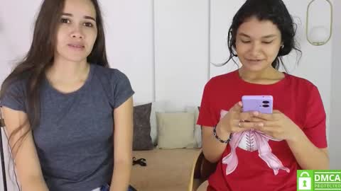 Snapshot of sexychanell_18 chatting on 10/12/25, 01:21 chanell and yina online show from 10/12/25, 01:21