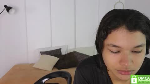 Snapshot of sexychanell_18 chatting on 10/23/25, 01:21 chanell and yina online show from 10/23/25, 01:21