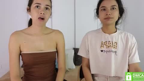 Snapshot of sexychanell_18 chatting on 11/05/25, 01:22 chanell and yina online show from 11/05/25, 01:22