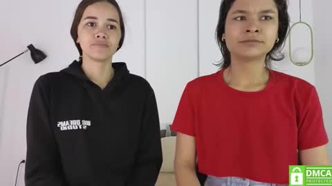 Snapshot of sexychanell_18 chatting on 11/09/25, 01:20 chanell and yina online show from 11/09/25, 01:20