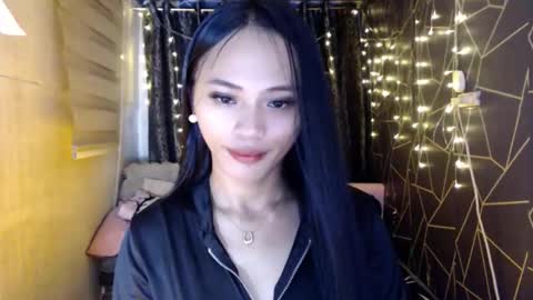 Snapshot of sexycheng chatting on 11/04/25, 08:24 Miss Cheng online show from 11/04/25, 08:24