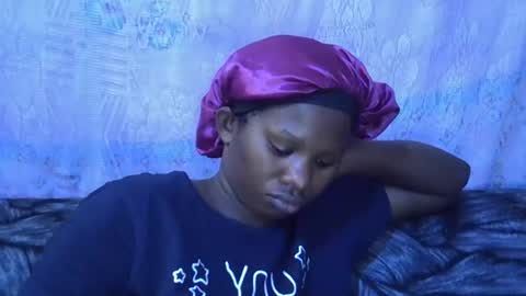 Snapshot of sexydoll002 chatting on 10/18/25, 06:16 sexydoll002 online show from 10/18/25, 06:16