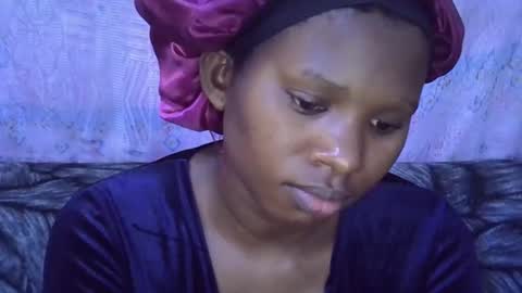 Snapshot of sexydoll002 chatting on 10/19/25, 06:47 sexydoll002 online show from 10/19/25, 06:47