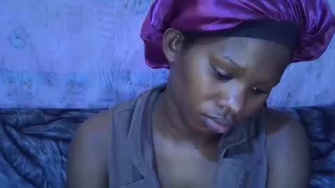 Snapshot of sexydoll002 chatting on 10/21/25, 05:08 sexydoll002 online show from 10/21/25, 05:08