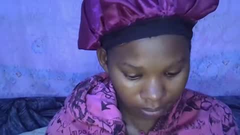 Snapshot of sexydoll002 chatting on 11/09/25, 04:44 sexydoll002 online show from 11/09/25, 04:44