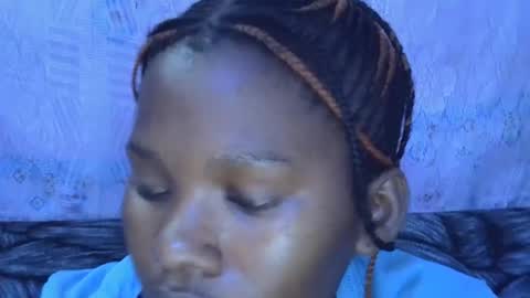 Snapshot of sexydoll002 chatting on 11/11/25, 06:46 sexydoll002 online show from 11/11/25, 06:46