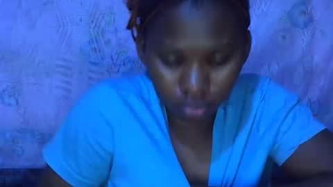 Snapshot of sexydoll002 chatting on 11/26/25, 06:53 sexydoll002 online show from 11/26/25, 06:53