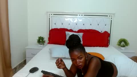 Snapshot of sexyebony256 chatting on 01/26/25, 08:36 SexyEbony online show from 01/26/25, 08:36