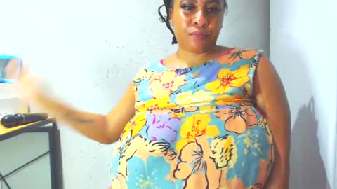 sexyebonylove89 online show from 01/15/25, 12:30