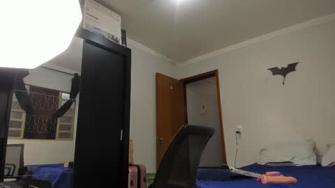 chris online show from 03/03/25, 08:43