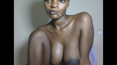 Snapshot of sexyhotgal23 chatting on 10/09/25, 02:26 REBECCAH online show from 10/09/25, 02:26