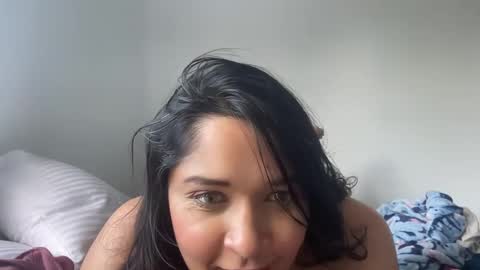 Snapshot of sexyindianbabyraver chatting on 09/29/25, 04:23 sexyindianbabyraver online show from 09/29/25, 04:23