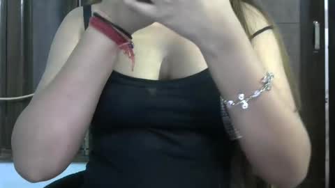 Snapshot of sexylavanya143 chatting on 01/09/25, 11:03 sexy lavanya online show from 01/09/25, 11:03