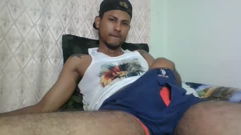 Snapshot of sexyleon69 chatting on 01/29/25, 08:25 Sexy leon online show from 01/29/25, 08:25