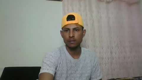 Snapshot of sexyleon69 chatting on 02/17/25, 07:31 Sexy leon online show from 02/17/25, 07:31