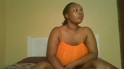 Snapshot of sexylily25 chatting on 10/23/25, 03:28 lily online show from 10/23/25, 03:28