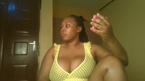 Snapshot of sexylily25 chatting on 10/29/25, 05:42 lily online show from 10/29/25, 05:42