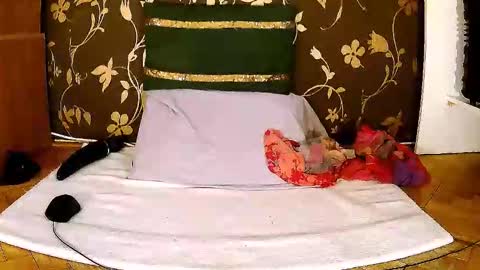 Squirty Maya Gold online show from 09/17/25, 05:53