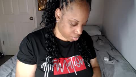 SexyMona online show from 10/12/25, 06:23