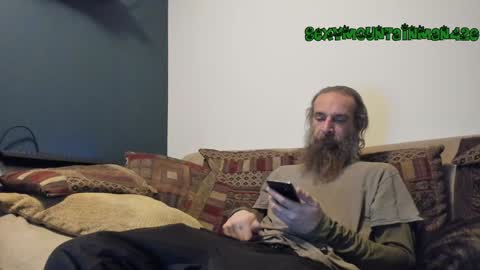 Snapshot of sexymountainman420 chatting on 12/13/24, 06:31 Sexymountainman420 online show from 12/13/24, 06:31