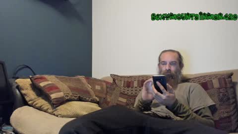 Snapshot of sexymountainman420 chatting on 12/14/24, 03:40 Sexymountainman420 online show from 12/14/24, 03:40