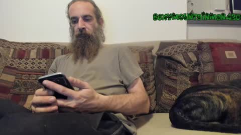 Snapshot of sexymountainman420 chatting on 12/15/24, 05:13 Sexymountainman420 online show from 12/15/24, 05:13