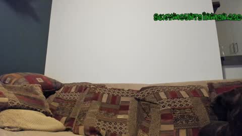 Snapshot of sexymountainman420 chatting on 12/25/24, 12:37 Sexymountainman420 online show from 12/25/24, 12:37