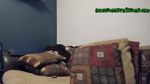 Snapshot of sexymountainman420 chatting on 01/20/25, 03:59 Sexymountainman420 online show from 01/20/25, 03:59