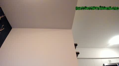 Snapshot of sexymountainman420 chatting on 02/02/25, 04:26 Sexymountainman420 online show from 02/02/25, 04:26