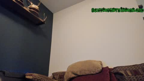 Snapshot of sexymountainman420 chatting on 02/03/25, 06:24 Sexymountainman420 online show from 02/03/25, 06:24