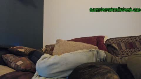 Snapshot of sexymountainman420 chatting on 02/05/25, 06:13 Sexymountainman420 online show from 02/05/25, 06:13