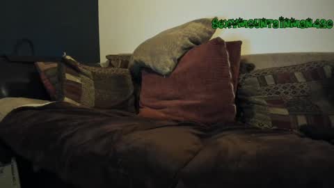 Snapshot of sexymountainman420 chatting on 03/03/25, 01:31 Sexymountainman420 online show from 03/03/25, 01:31