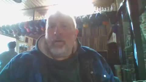 Snapshot of sexyolbear chatting on 12/15/24, 10:39 Grizz Lee Bear online show from 12/15/24, 10:39