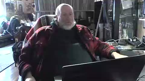 Snapshot of sexyolbear chatting on 01/05/25, 01:58 Grizz Lee Bear online show from 01/05/25, 01:58