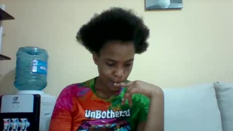 Snapshot of sexyqueen3457132 chatting on 12/21/24, 08:00 DOVY ACHIENG online show from 12/21/24, 08:00