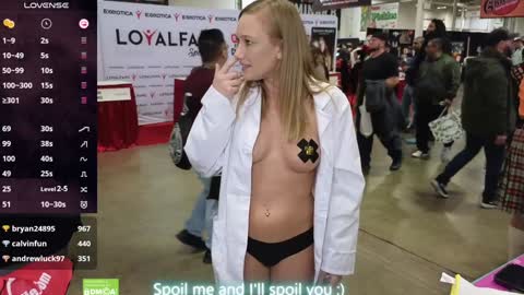 Snapshot of sexyscienceteacher90 chatting on 12/07/24, 01:14 Miss Jasmine Baker - eXXXotica DC December 6th - 8th online show from 12/07/24, 01:14