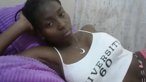 Snapshot of sexytinyy chatting on 11/10/25, 08:02 maria online show from 11/10/25, 08:02