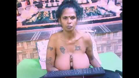 sexyva4u2luv online show from 09/12/25, 07:25