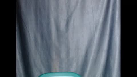 Snapshot of sexyxbunnyxx chatting on 12/09/24, 07:17 Blue online show from 12/09/24, 07:17