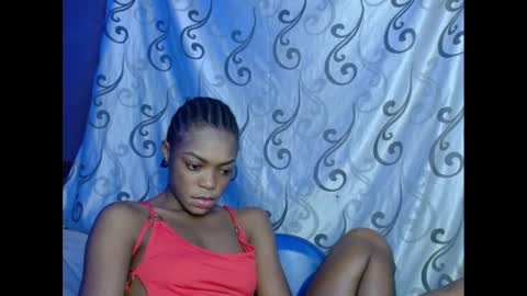 Snapshot of sexyxbunnyxx chatting on 01/22/25, 08:59 Blue online show from 01/22/25, 08:59