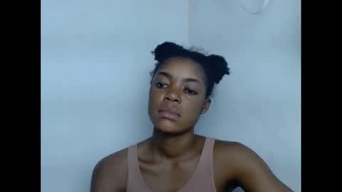 Snapshot of sexyxbunnyxx chatting on 02/03/25, 07:21 Blue online show from 02/03/25, 07:21