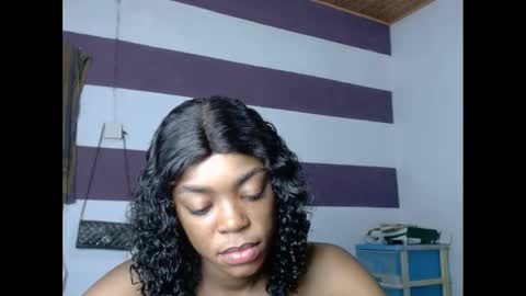 Snapshot of sexyxbunnyxx chatting on 02/06/25, 09:06 Blue online show from 02/06/25, 09:06