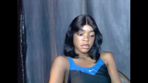 Snapshot of sexyxbunnyxx chatting on 02/26/25, 01:19 Blue online show from 02/26/25, 01:19