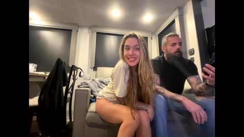 Snapshot of sga20233 chatting on 01/04/25, 11:54 sga20233 online show from 01/04/25, 11:54