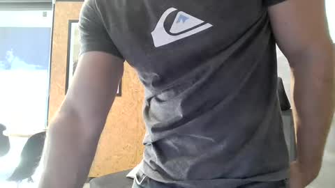 Snapshot of shad0w_hunter chatting on 02/28/25, 06:20 shad0w_hunter online show from 02/28/25, 06:20