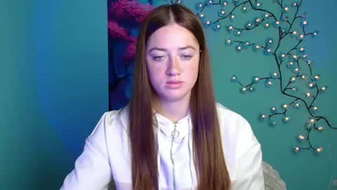 Kate online show from 10/30/25, 08:16